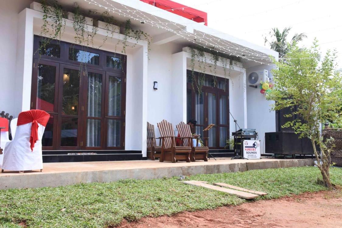 Indunil Place Hiriketiya Dikwella Extérieur photo